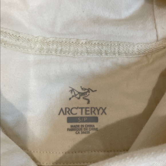 Arc'teryx Cream Hoodie Arc'teryx COVERT PULLOVER HOODIE in size Small - Picture 4 of 12
